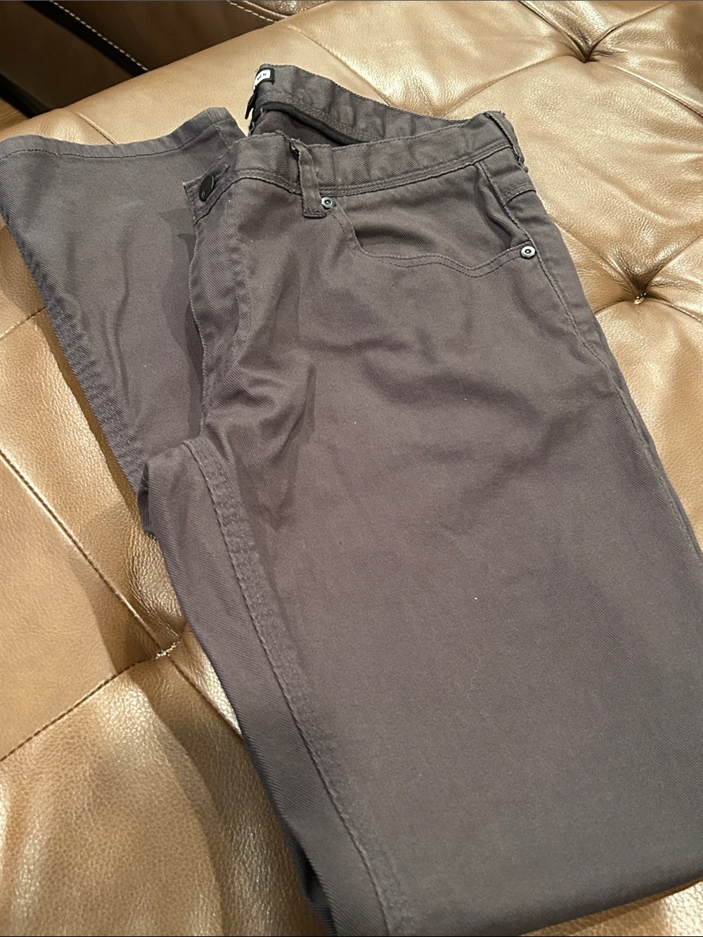 21men Slim Straight Jeans in Charcoal Gray